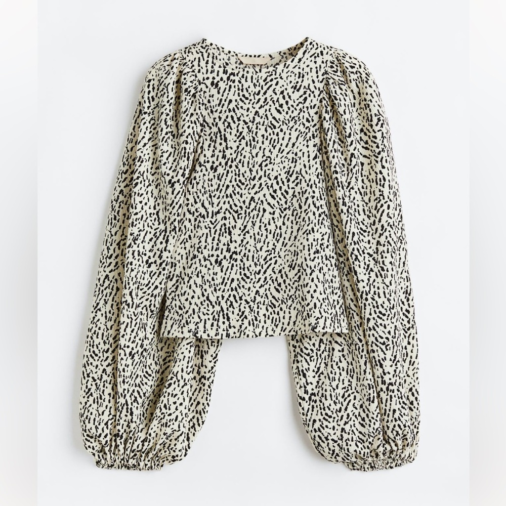Balloon sleeve jersey top
